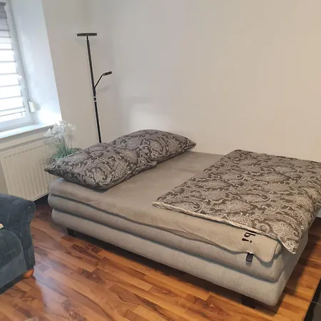 Modernisierte Wohnung, Zentral Gelegen In Historischer Altstadt *